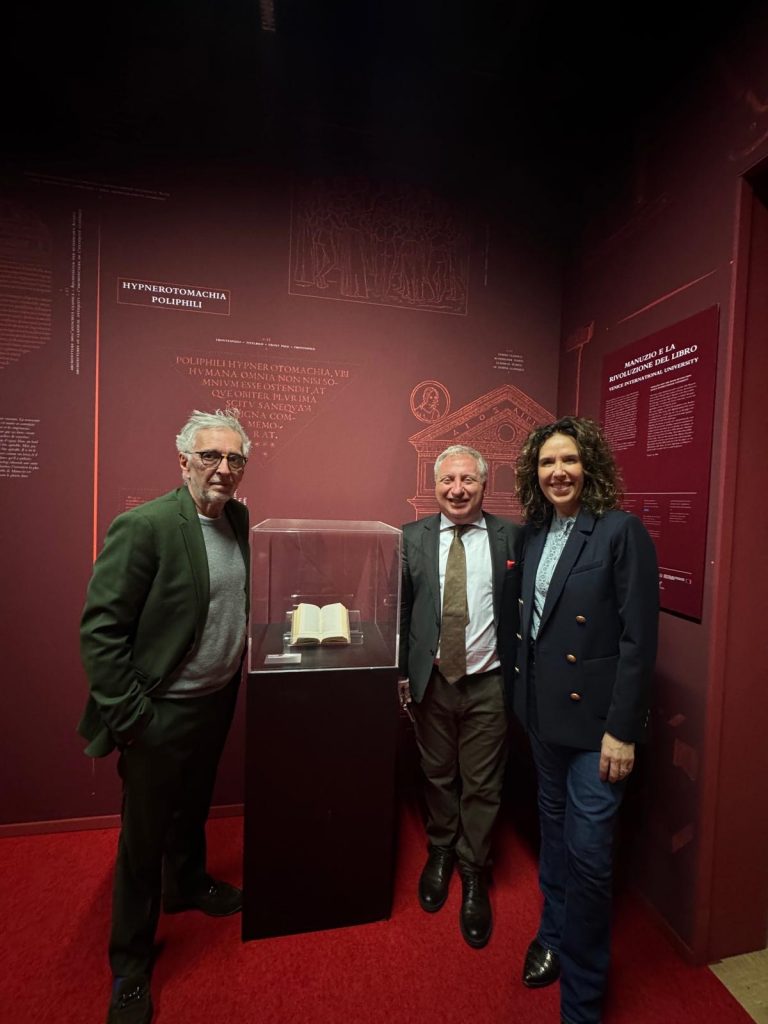 Aldus Manutius, Italienisches Generalkonsulat, Stadtlocke