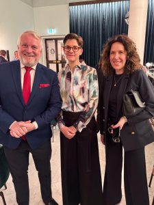Mercedes Benz Art Collection BMW kulturelles Engagement Bayrische Staatsoper Stadtlocke Heider-Sawall