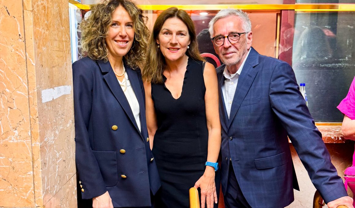 Susanne Graue und Wolf Heider-Sawall von STADTLOCKE und Monika Freifrau von Pölnitz von und zu Egloffstein auf dem MPE-Media 2026