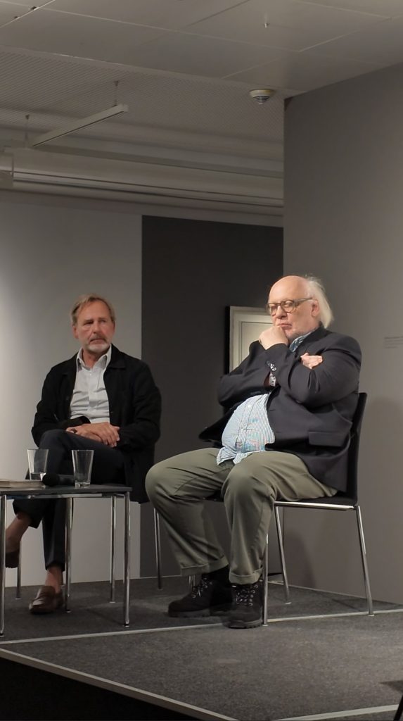 Michael Beck, Leiter des Olaf Gulbransson Museums und Prof. Dr. Godehard Brüntrup