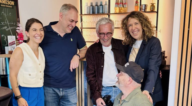 im Rahmen des Filmfest München in der Ensider Base auf dem Talent Summit mit Sarah Kolb, Markus Vogelbacher, Wolf Heider-Sawall, Chriz Merkl und Susanne Graue aka Stadtlocke