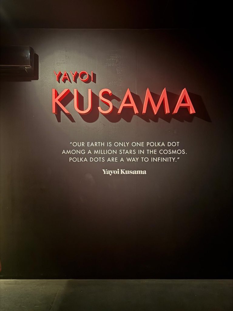 Yayoi Kusama im Moco Amsterdam