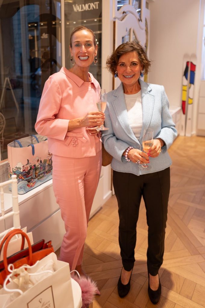 Ina Dreyer-Rifesser und Elisabeth Nelles auf dem Salon Valmont kuratiert von Stadtlocke